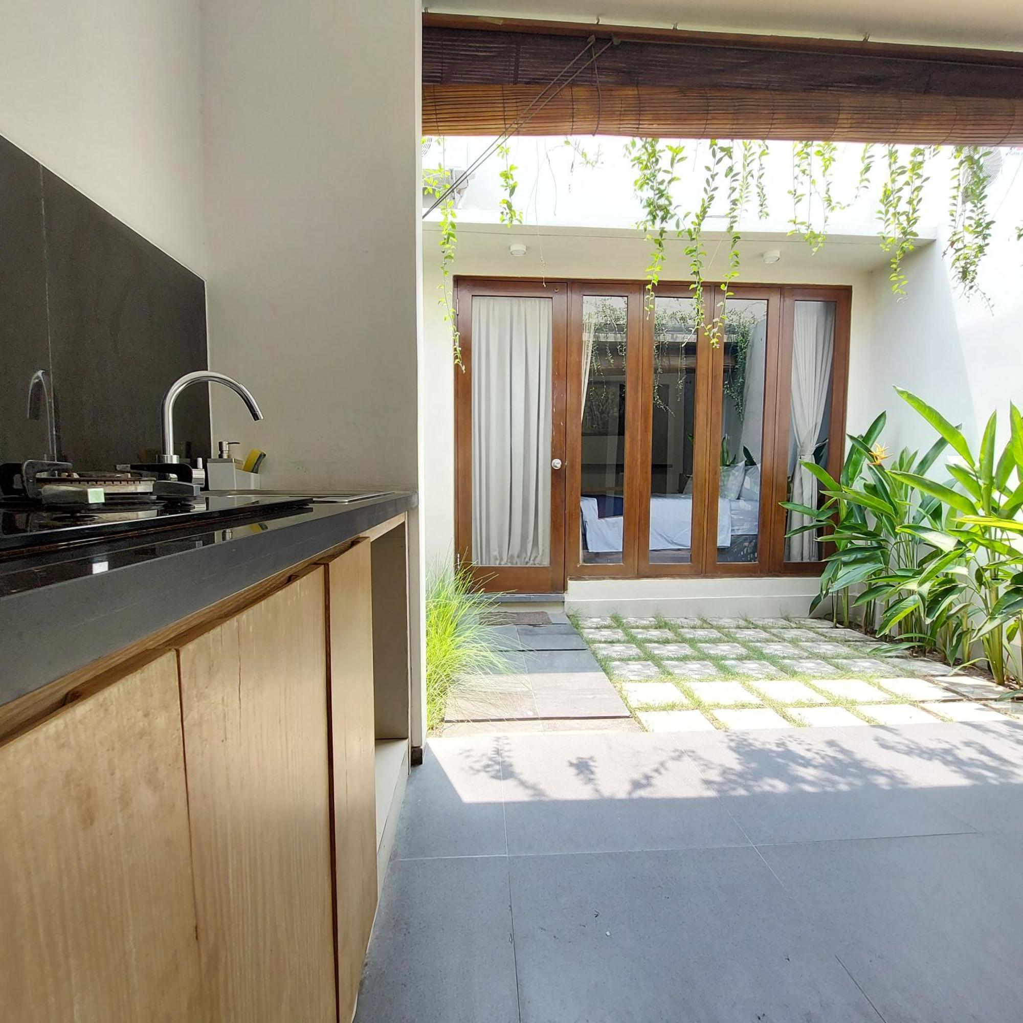 Omatha Village Denpasar Extérieur photo